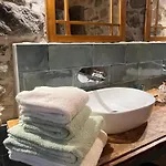 Casa De Piedra Siglo Xviii Lägenhet Badain