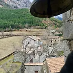 Casa De Piedra Siglo Xviii Badain