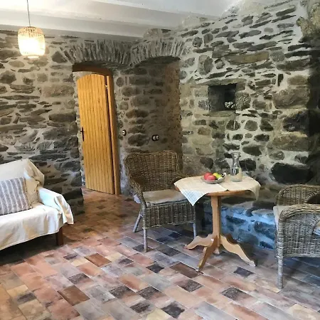 Apartment Casa De Piedra Siglo Xviii Badain