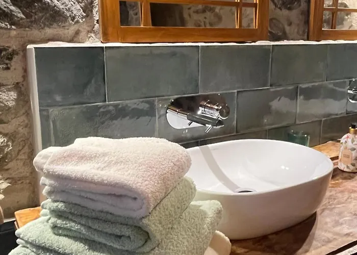 Casa De Piedra Siglo Xviii Apartment Badain