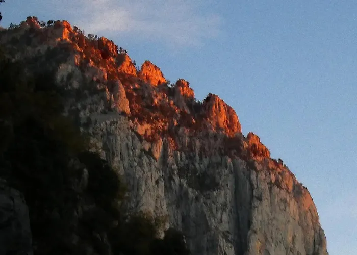 Casa De Piedra Siglo Xviii *